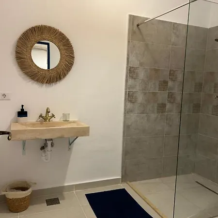 Vadooinn Guest house